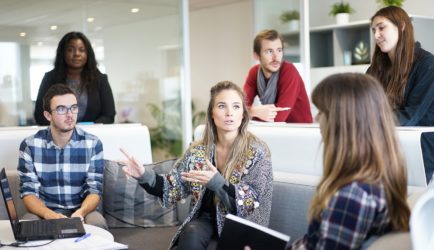 Team Leading: Communication is the key Team Leading: Communication is the key